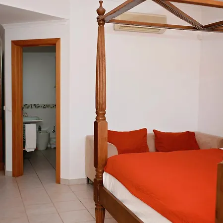 Beautiful 5 En-suite Bed With Private Pool מלון אלבופיירה