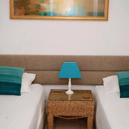 Beautiful 5 En-suite Bed With Private Pool 3* Guia (Faro)