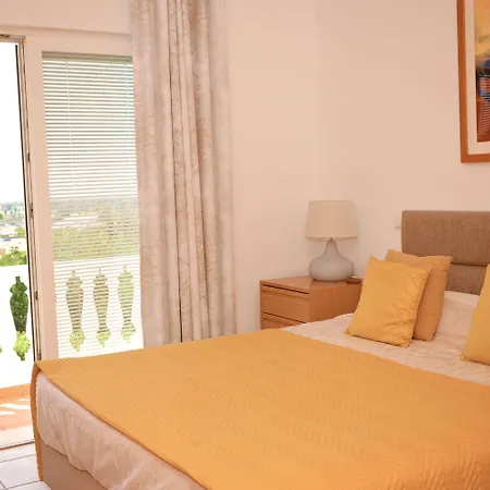 Beautiful 5 En-suite Bed With Private Pool 酒店 阿尔布费拉